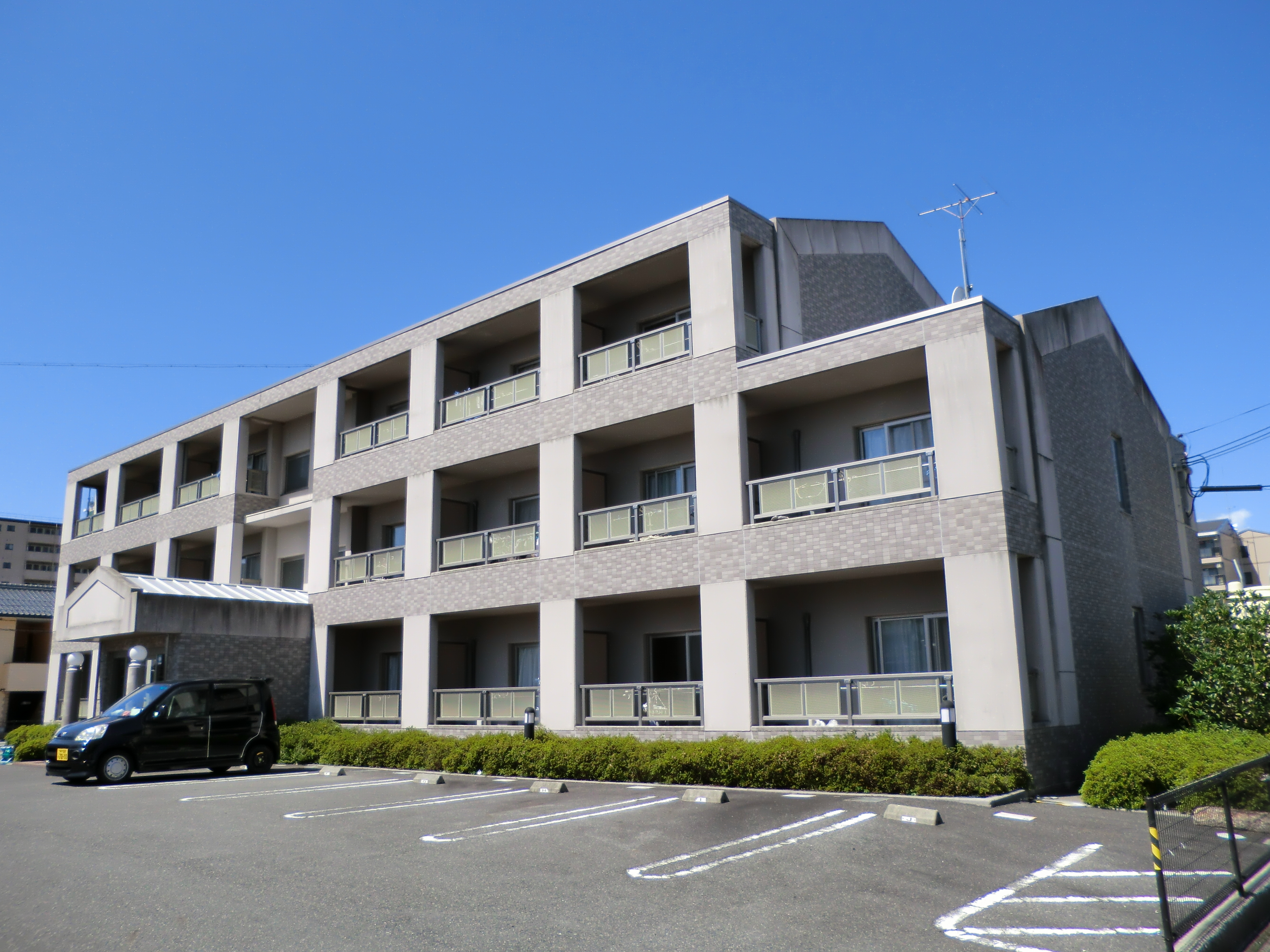 彦根市平田町 単身者向け物件のご紹介